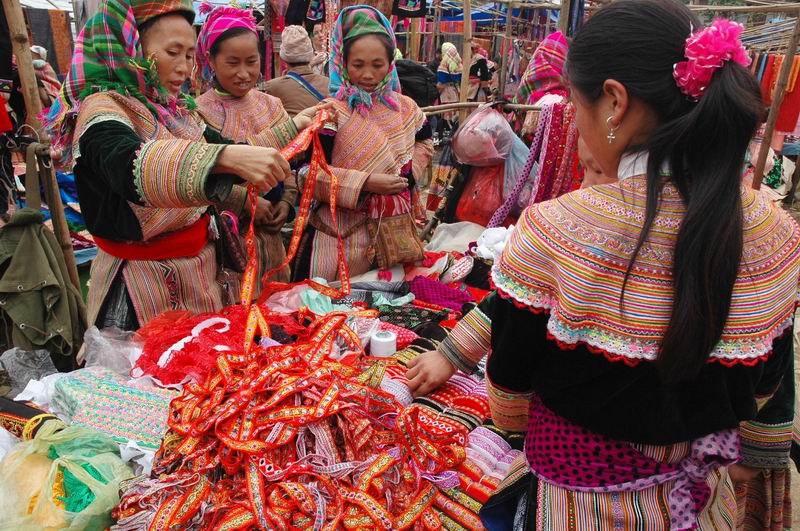 וייטנאם - כפריות בשוק  