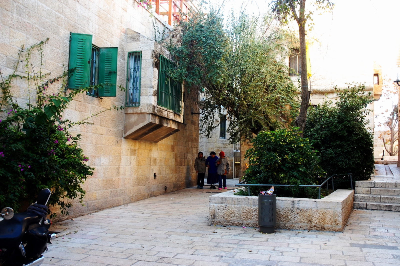 פינות ברובע היהודי  בעיר העתיקה