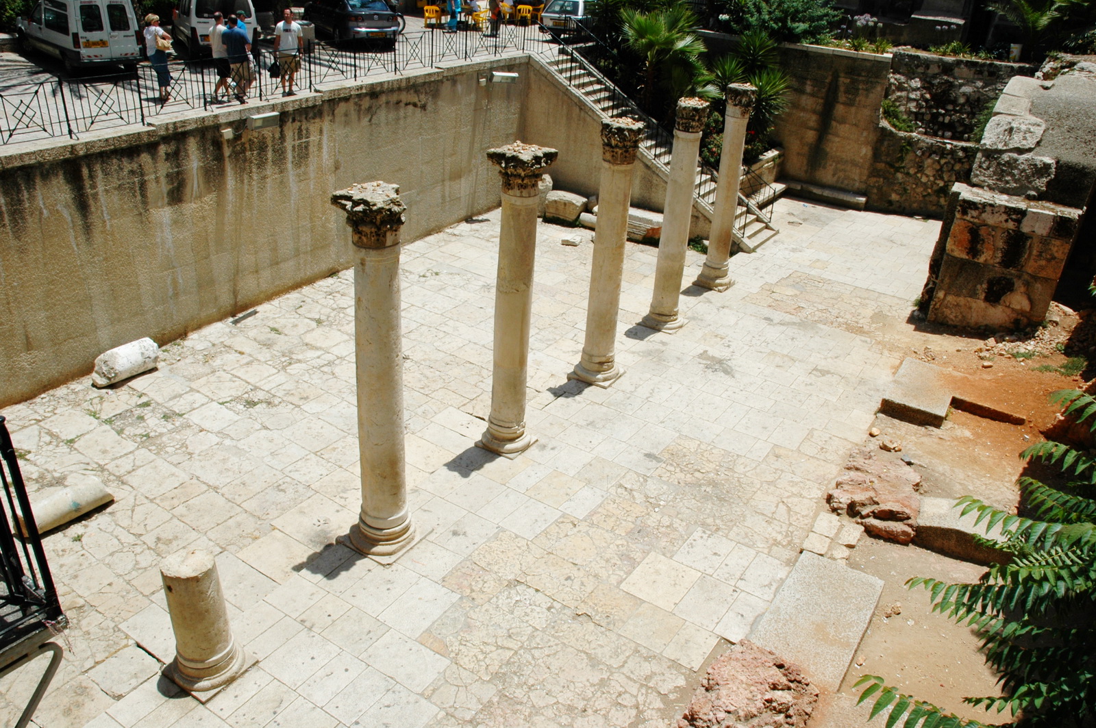 הקרדו - שרידי רחובה הראשי של ירושלים בתק' הרומית