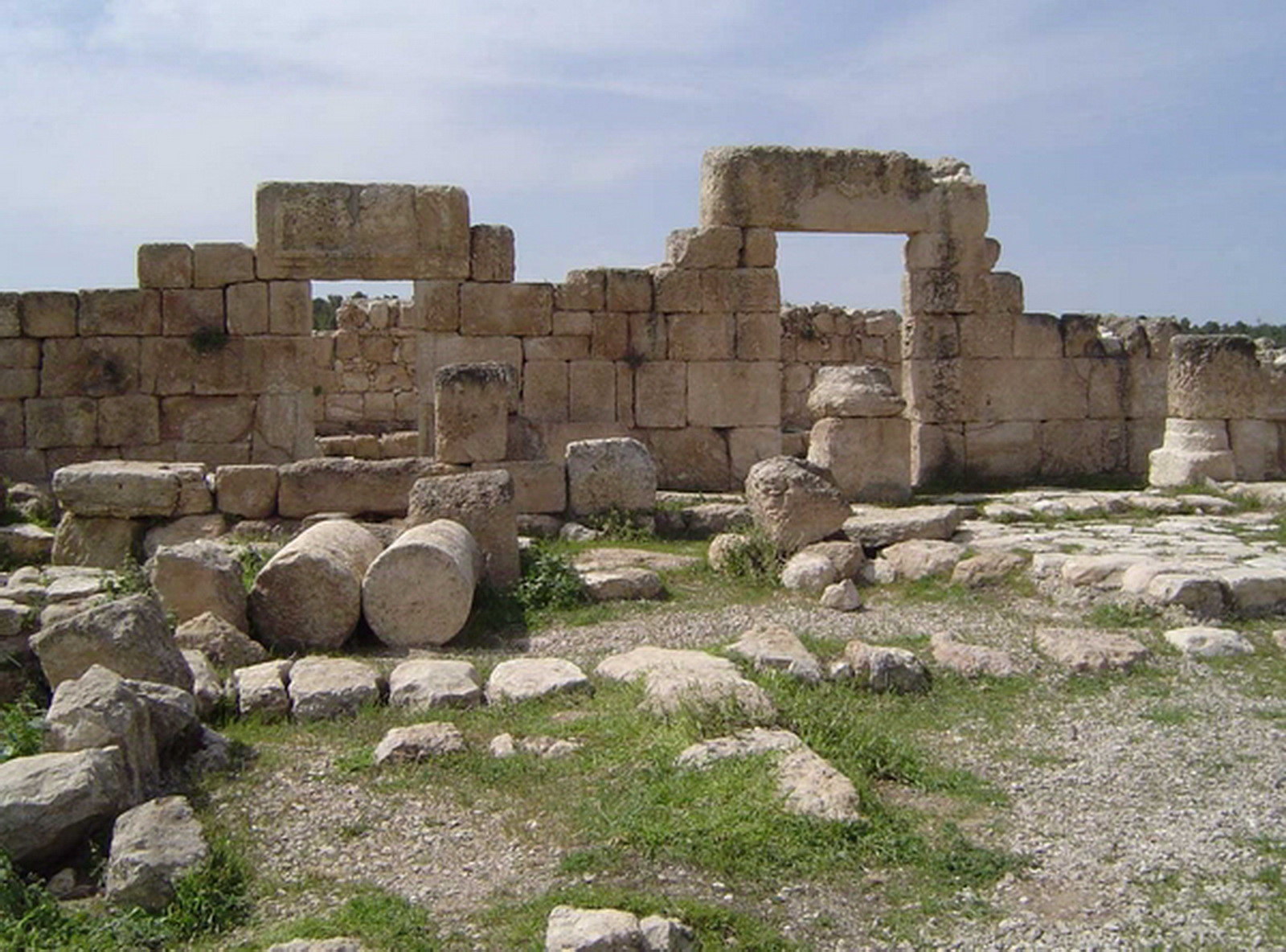 חבל יתיר - חר' ענים - בית הכנסת מן המאה ה 3 לספ' כנראה