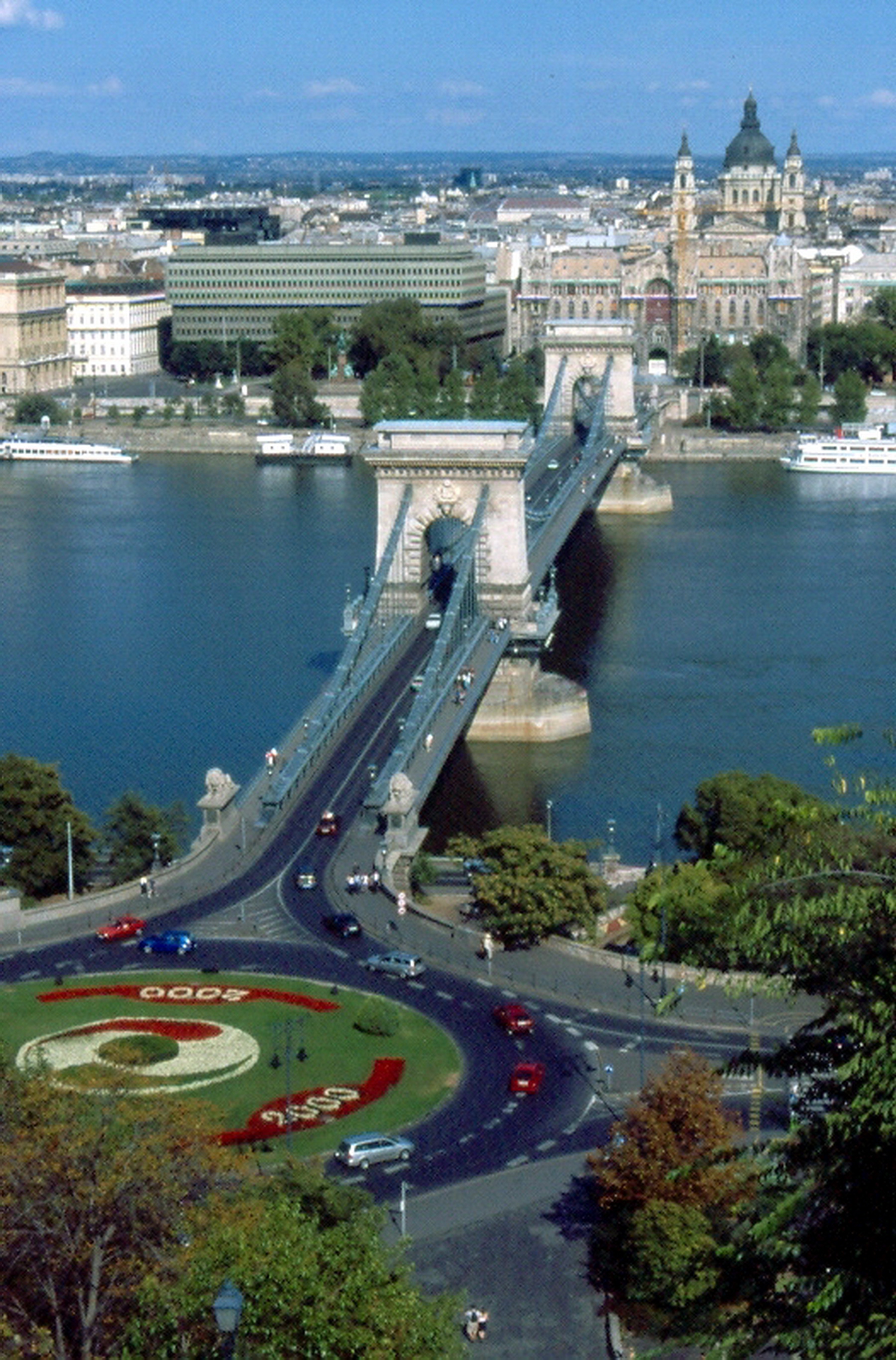 בודפשט - גשר השלשלאות
