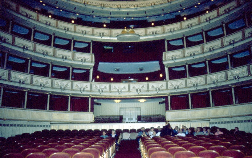 וינה - בית האופרה - פנים