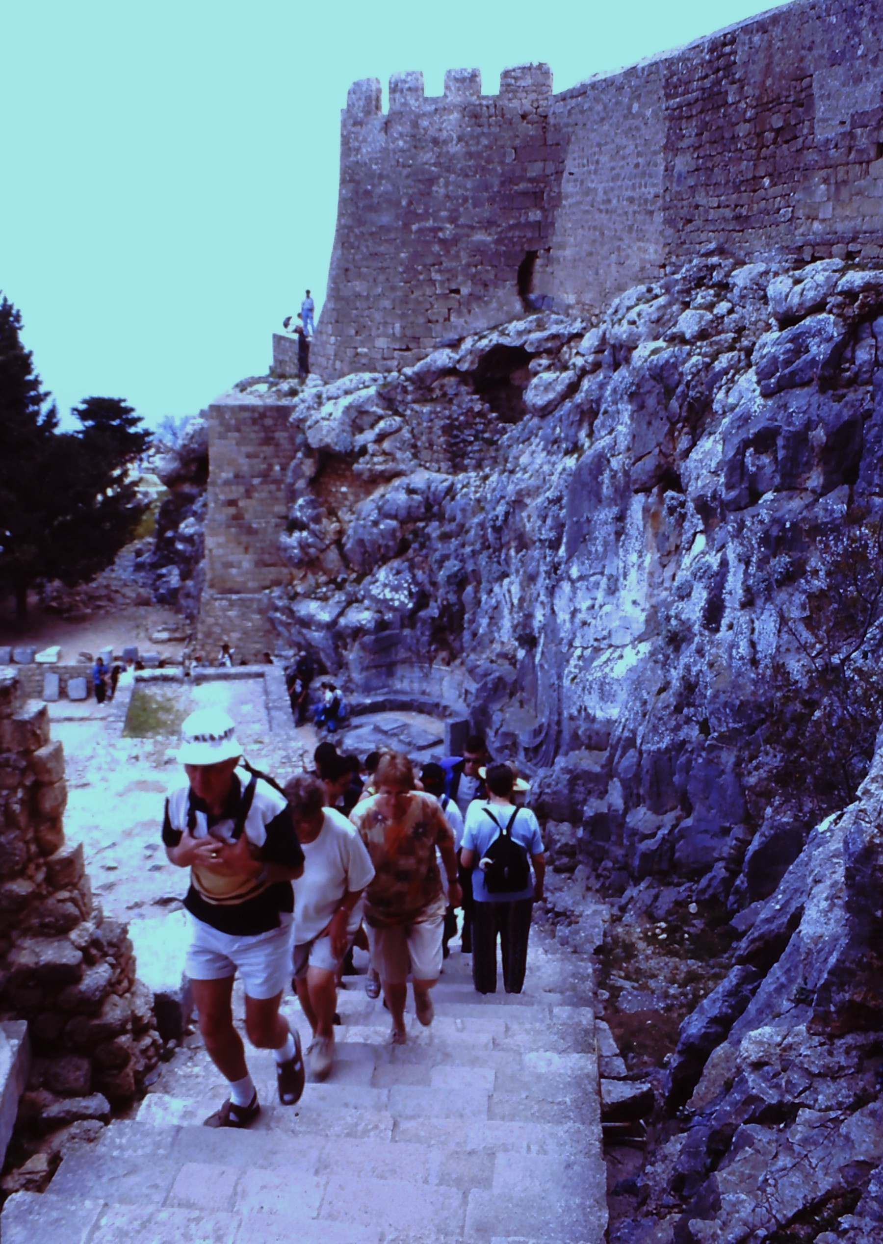 רודוס - העליה למצודת לינדוס