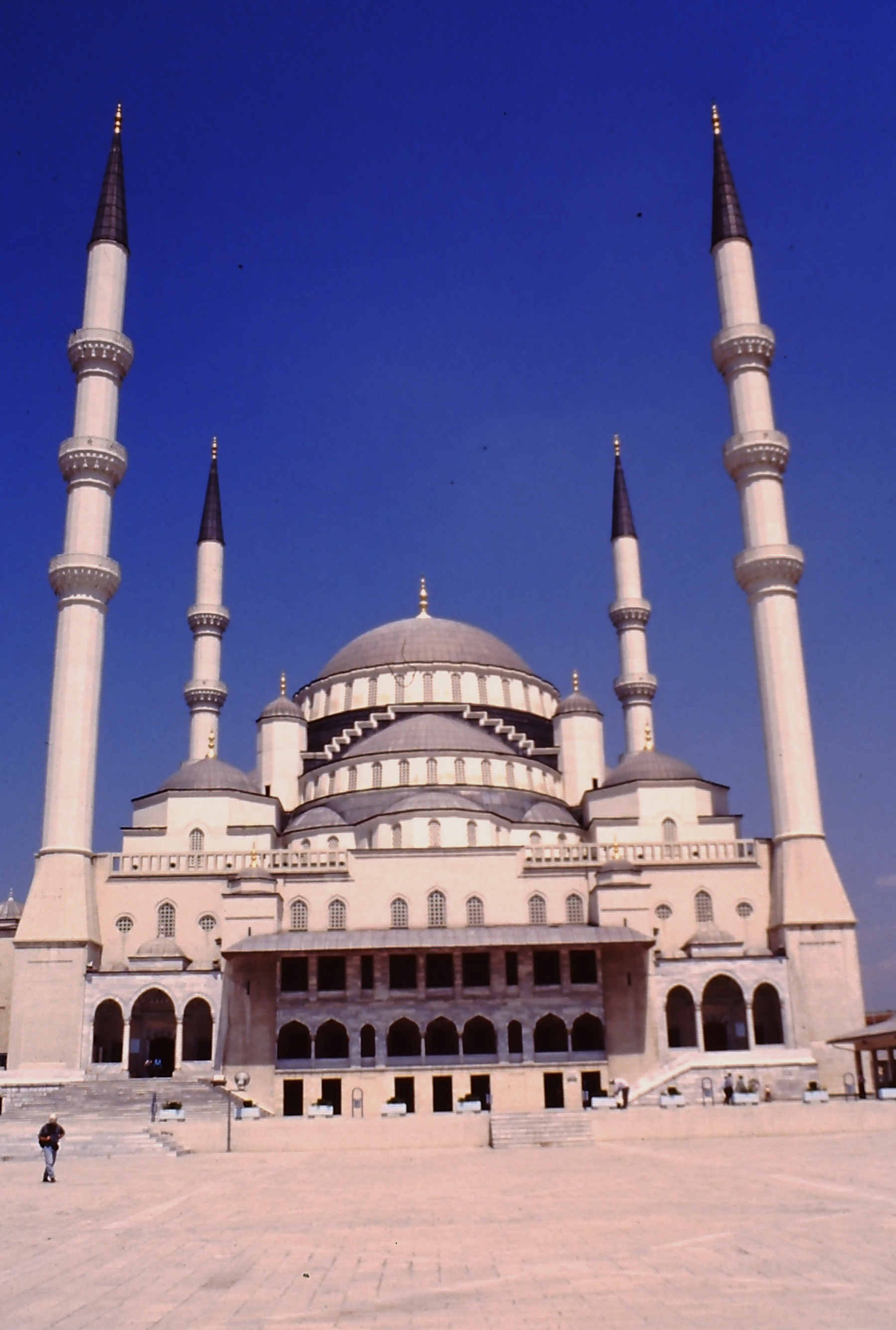 אנקרה - המסגד החדש - חוץ